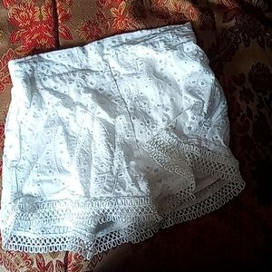 Size small white shorts by fashion nova